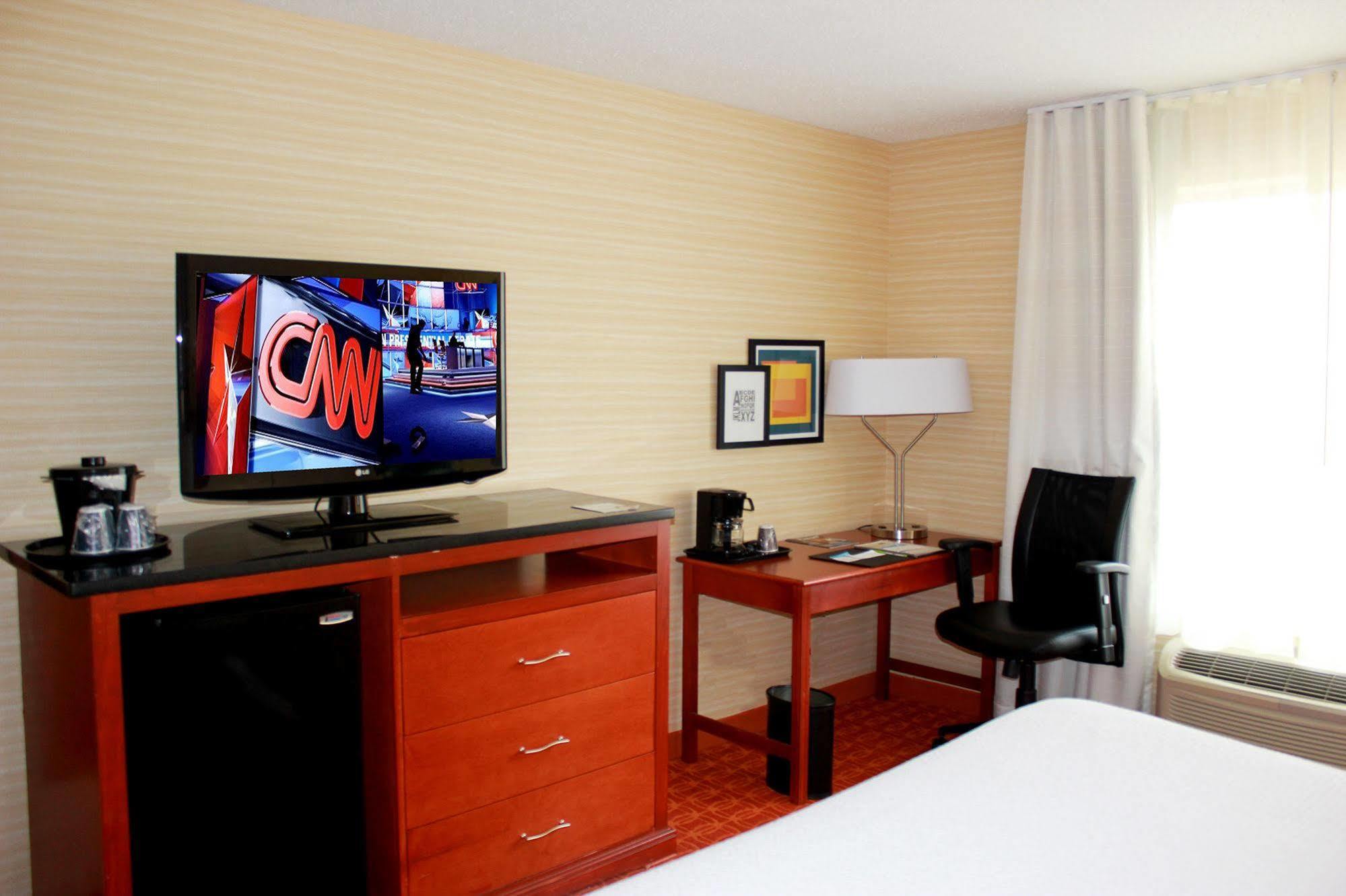 Fairfield Inn & Suites Detroit Farmington Hills Eksteriør bilde